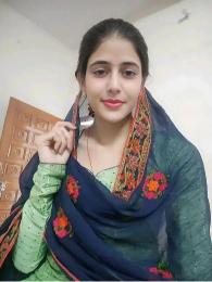 Gadwali mature call girl in Vadodara